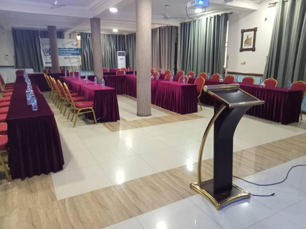 Dellagio Hotel Wa Екстер'єр фото